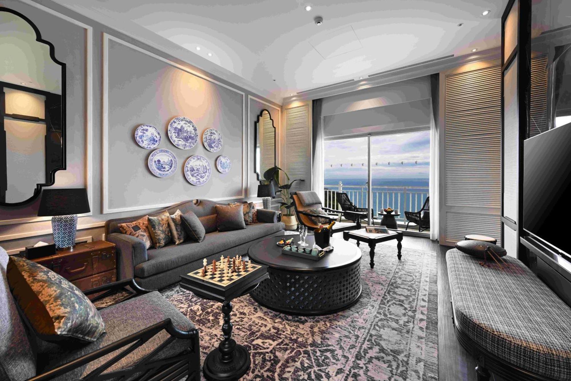 Hualien Farglory Hotel Yanliau Exterior foto The living room of a suite at The Oberoi, Mumbai